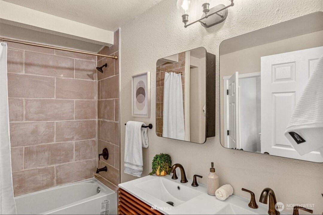 238 Meadow Avenue North Renton, WA 98057 - Photo 15 of 17 Gallery Image 15