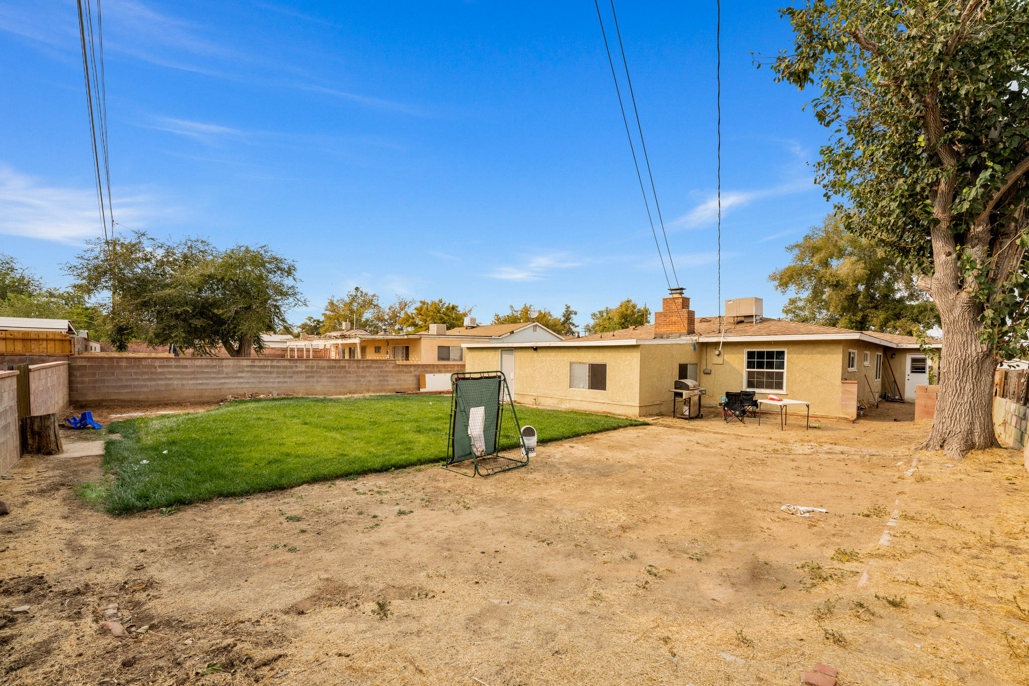 1338 East Ave R-2 Palmdale, CA 93550 - Photo 20 of 26 1338 E Ave R-2_-21