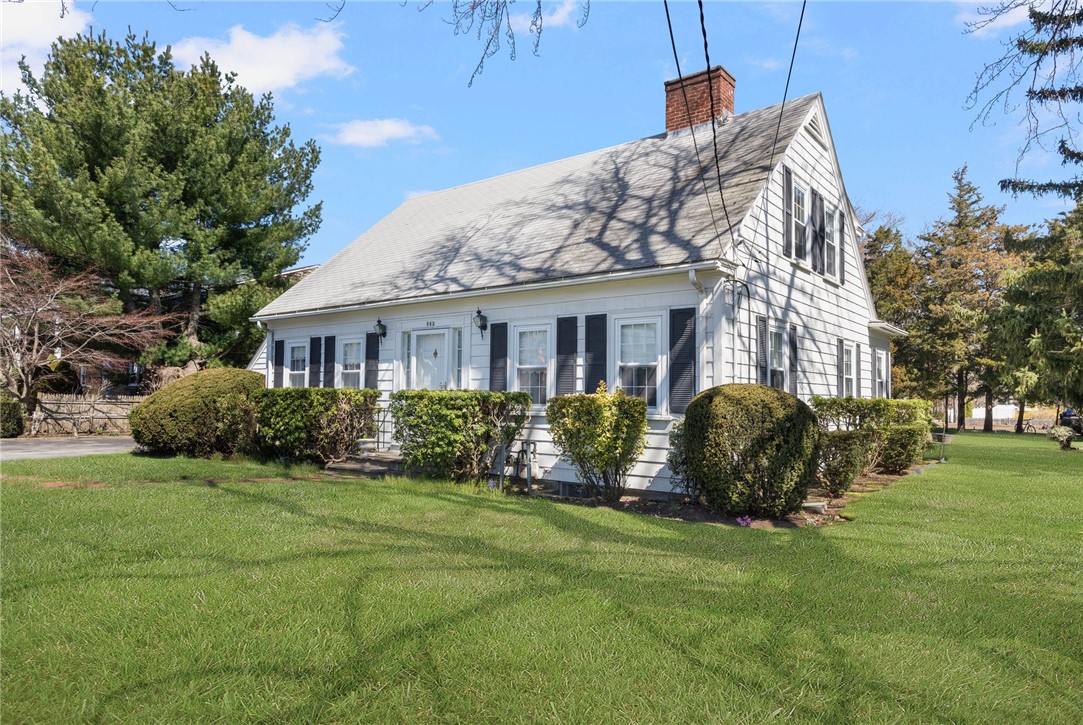 865 Main Avenue Warwick, RI 02886 - Photo 3 of 42