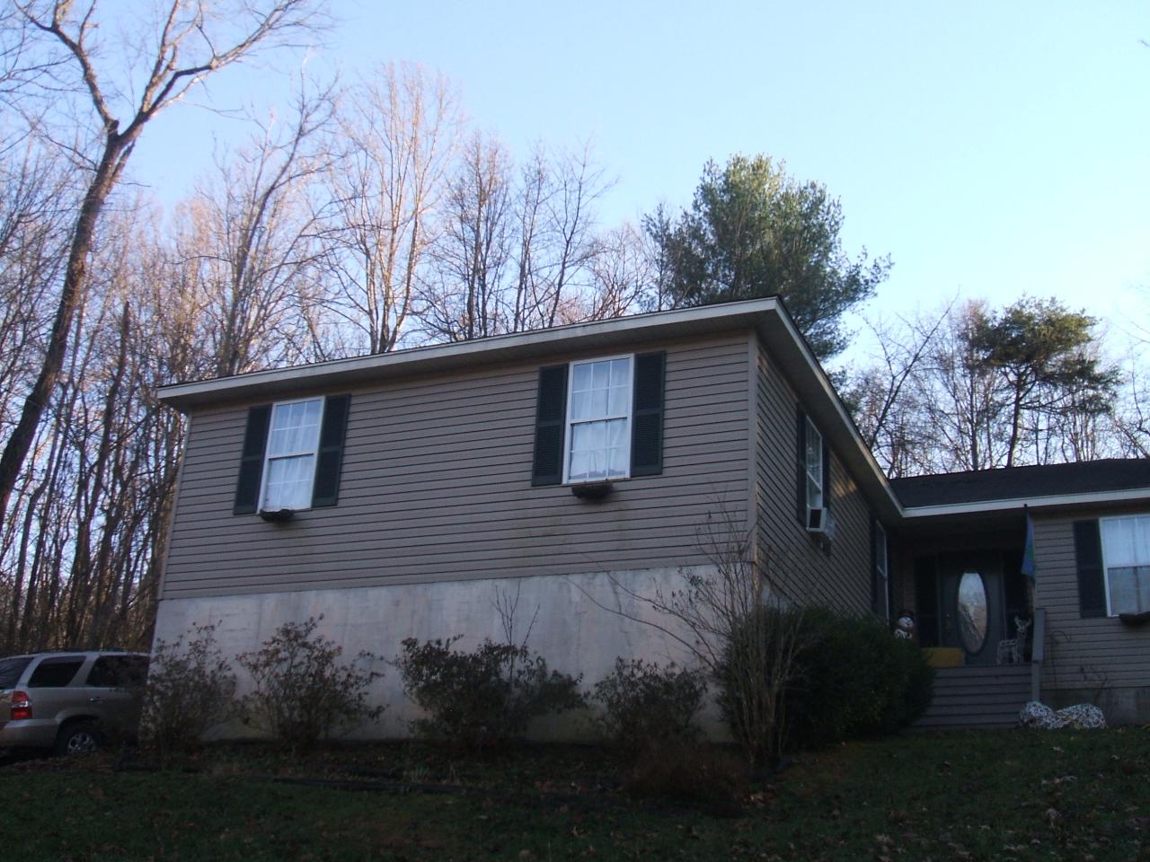 5245 Coles Road Elliston, VA 24087 - Photo 2 of 16 Front