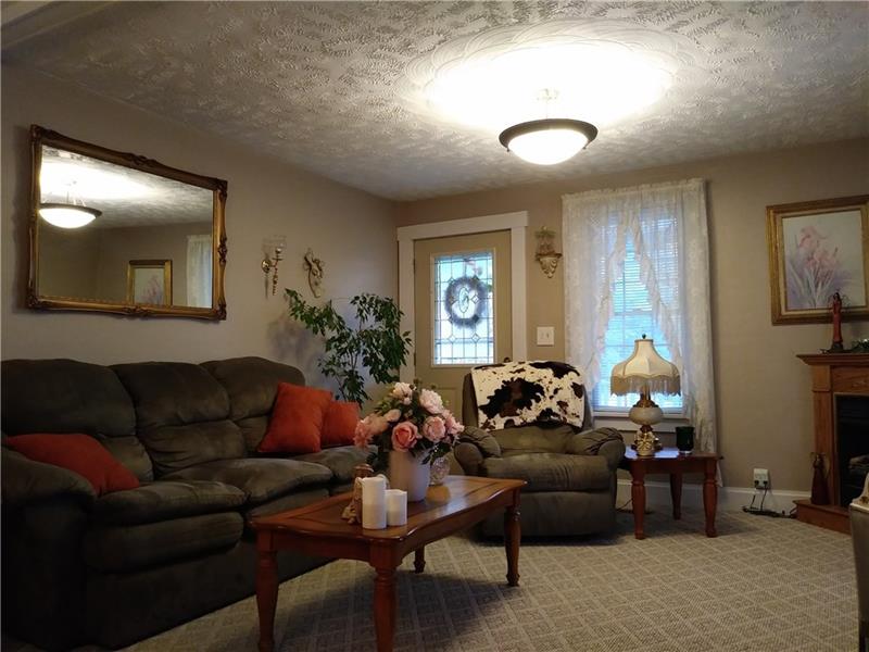 632 Cemetery Road Perryopolis, PA 15473 - Photo 2 of 25 Cozy Living Room