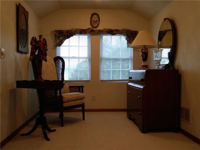 632 Cemetery Road Perryopolis, PA 15473 - Photo 12 of 25 2nd Sitting Area