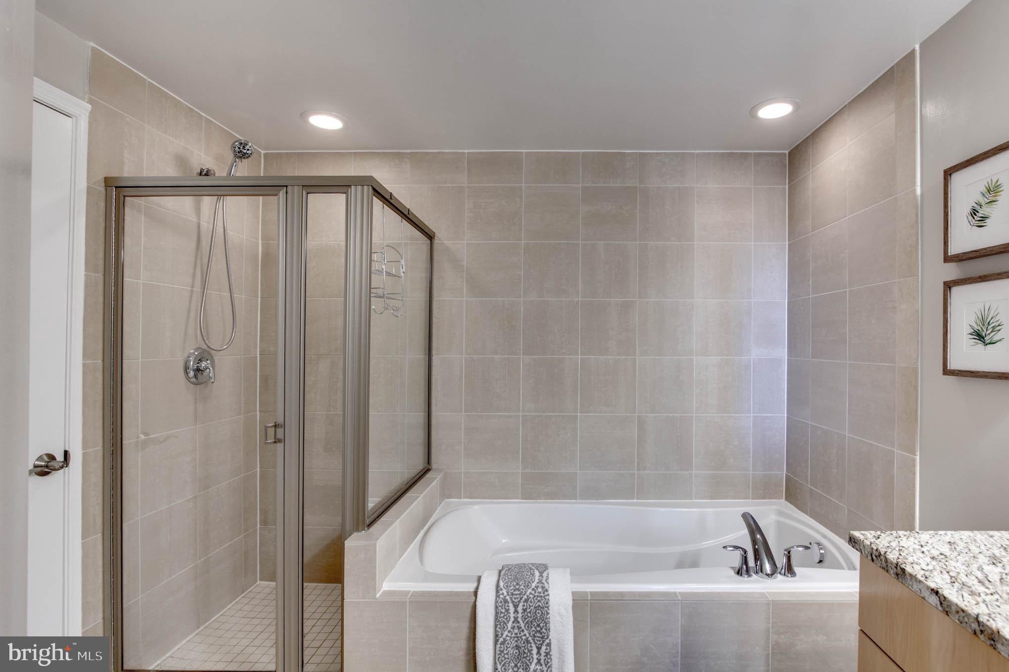 11990 Market Street, Unit 817 Reston, VA 20190 - Photo 24 of 75 Bath Primary