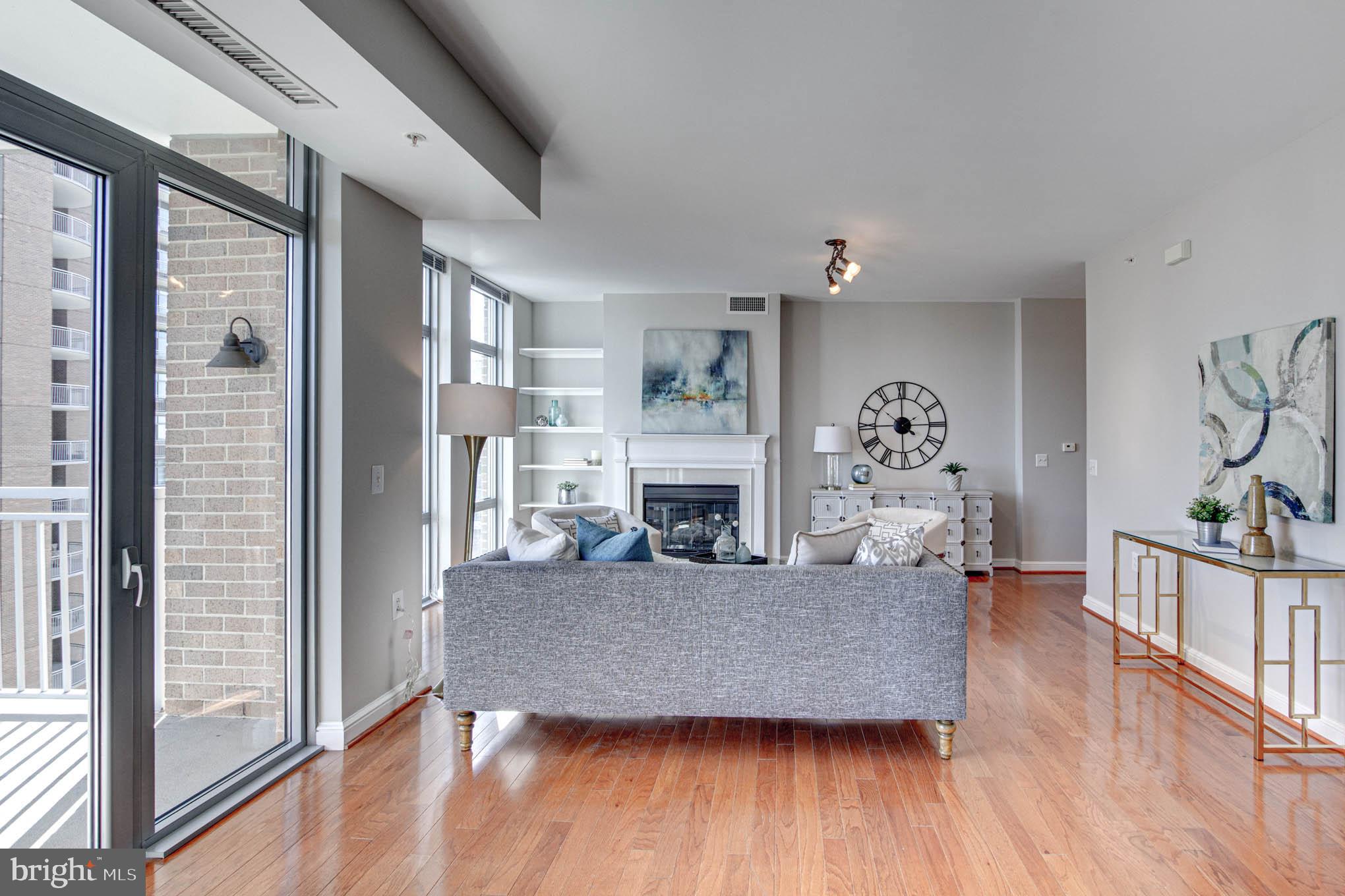 11990 Market Street, Unit 817 Reston, VA 20190 - Photo 4 of 75 Living Room