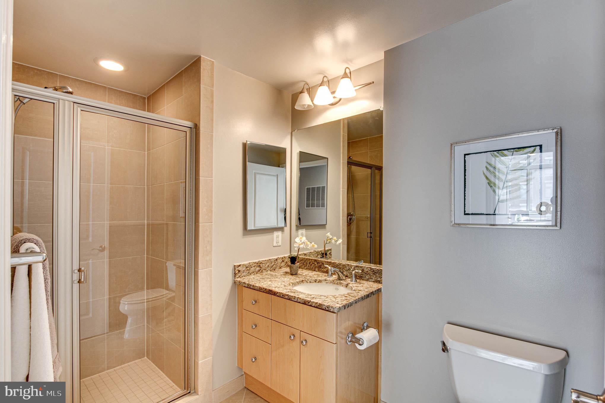 11990 Market Street, Unit 817 Reston, VA 20190 - Photo 33 of 75 Bathh Full