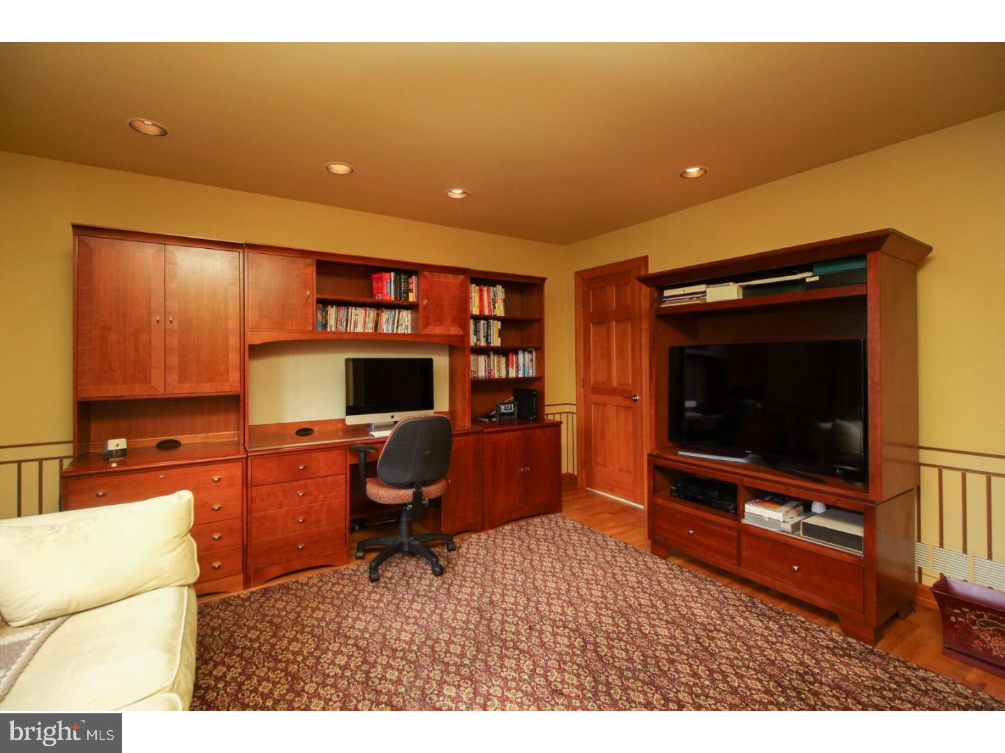 21 Cove Road Moorestown, NJ 08057 - Photo 14 of 25 Office / Study