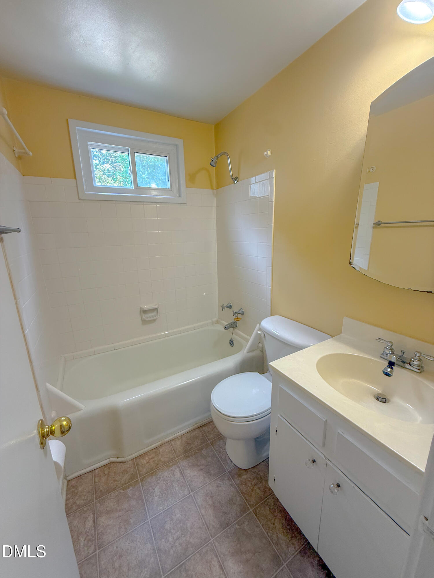 833 Daniels Street, Unit A Raleigh, NC 27605 - Photo 11 of 12