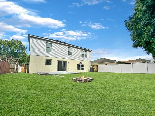 $2,195 | 118 Oak View Place, Sanford, FL 32773