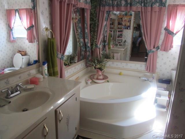 2066 Poarch Road Lincolnton, NC 28092 - Photo 10 of 19 Gallery Image 10