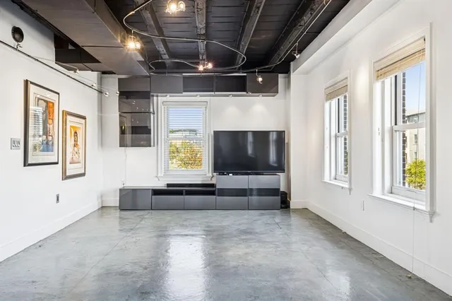 a view of a storage & utility room