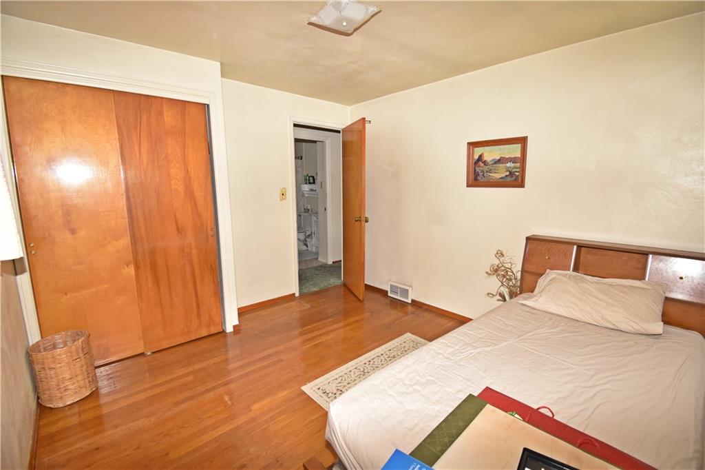 816 Lindsay Road Carnegie, PA 15106 - Photo 14 of 22 Gallery Image 14