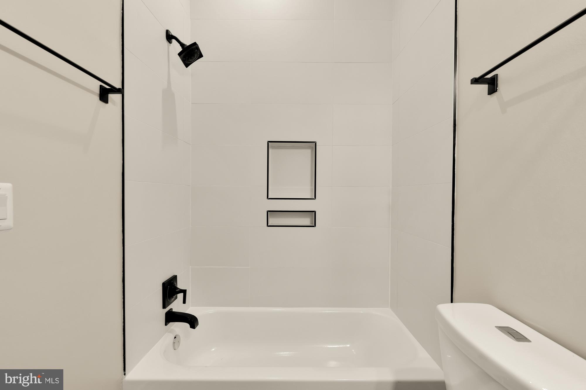 1310 Park Road Northwest Washington, DC 20010 - Photo 13 of 20