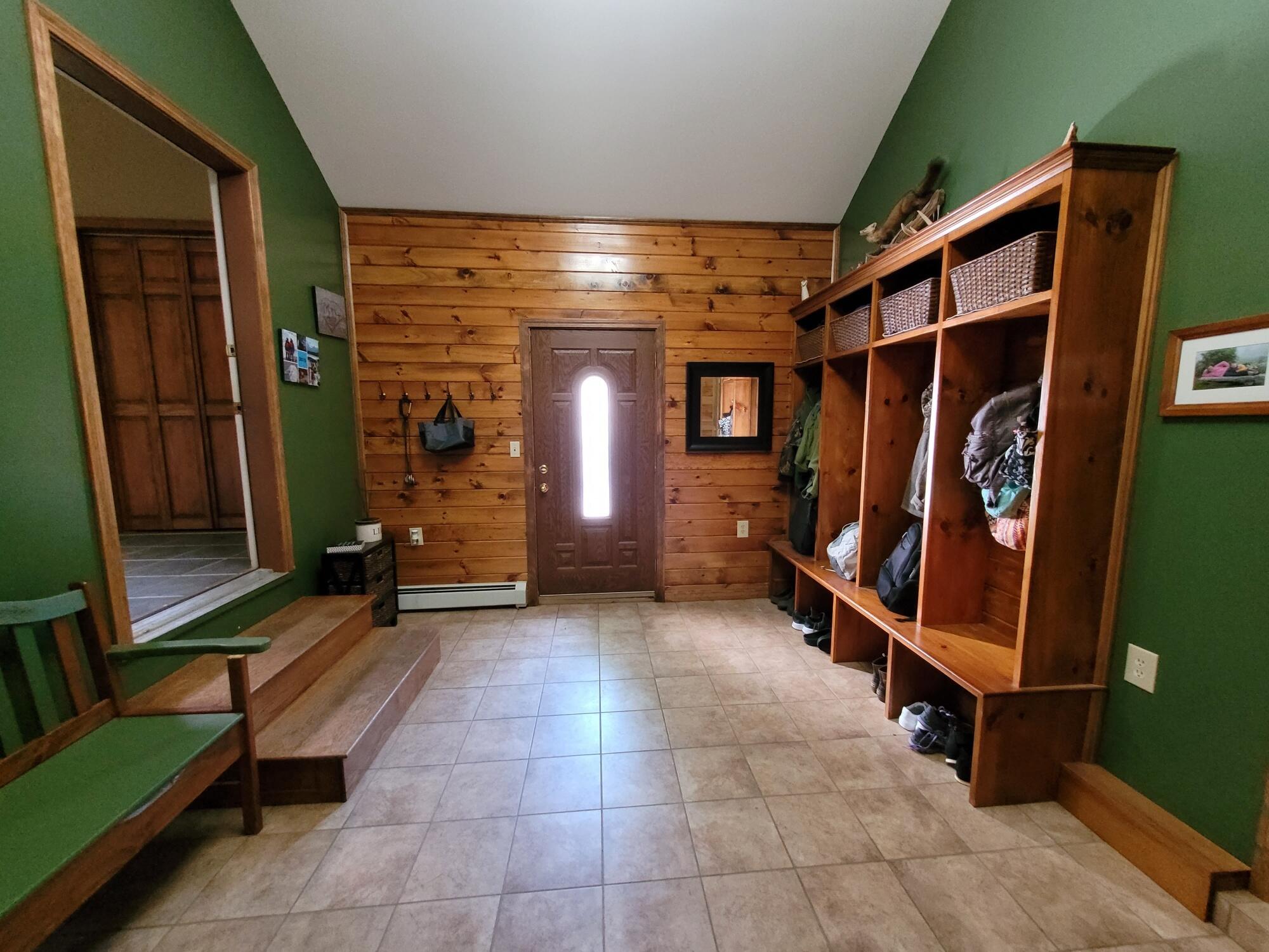 53 Pines Road Benton, ME 04901 - Photo 6 of 44 Mudroom Entryway