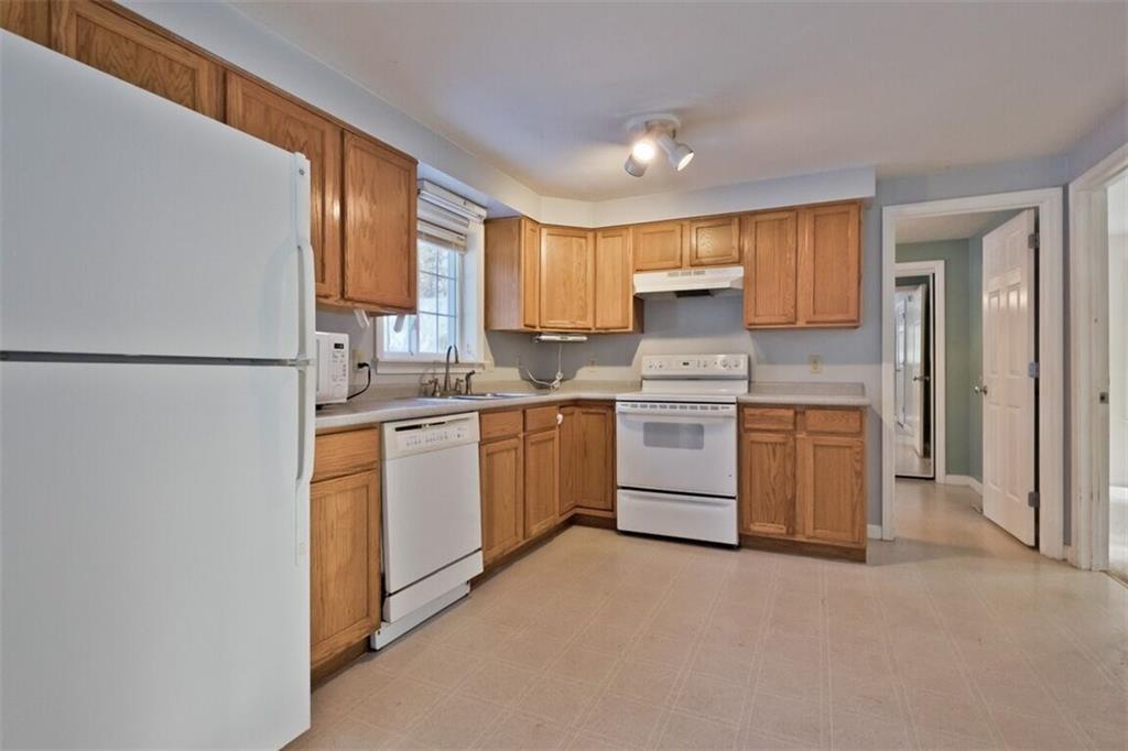 187 Old Portland Road North Waterboro, ME 04061 - Photo 6 of 30 Photo