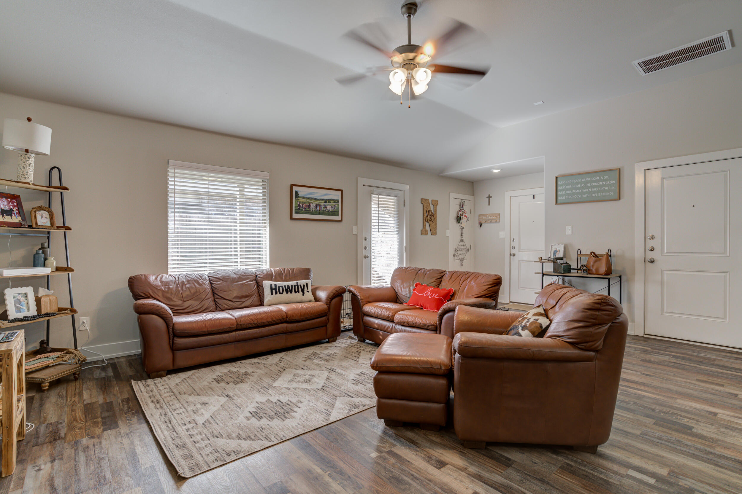 1404 17th Street, Unit AB Shallowater, TX 79363 - Photo 11 of 62 Side A