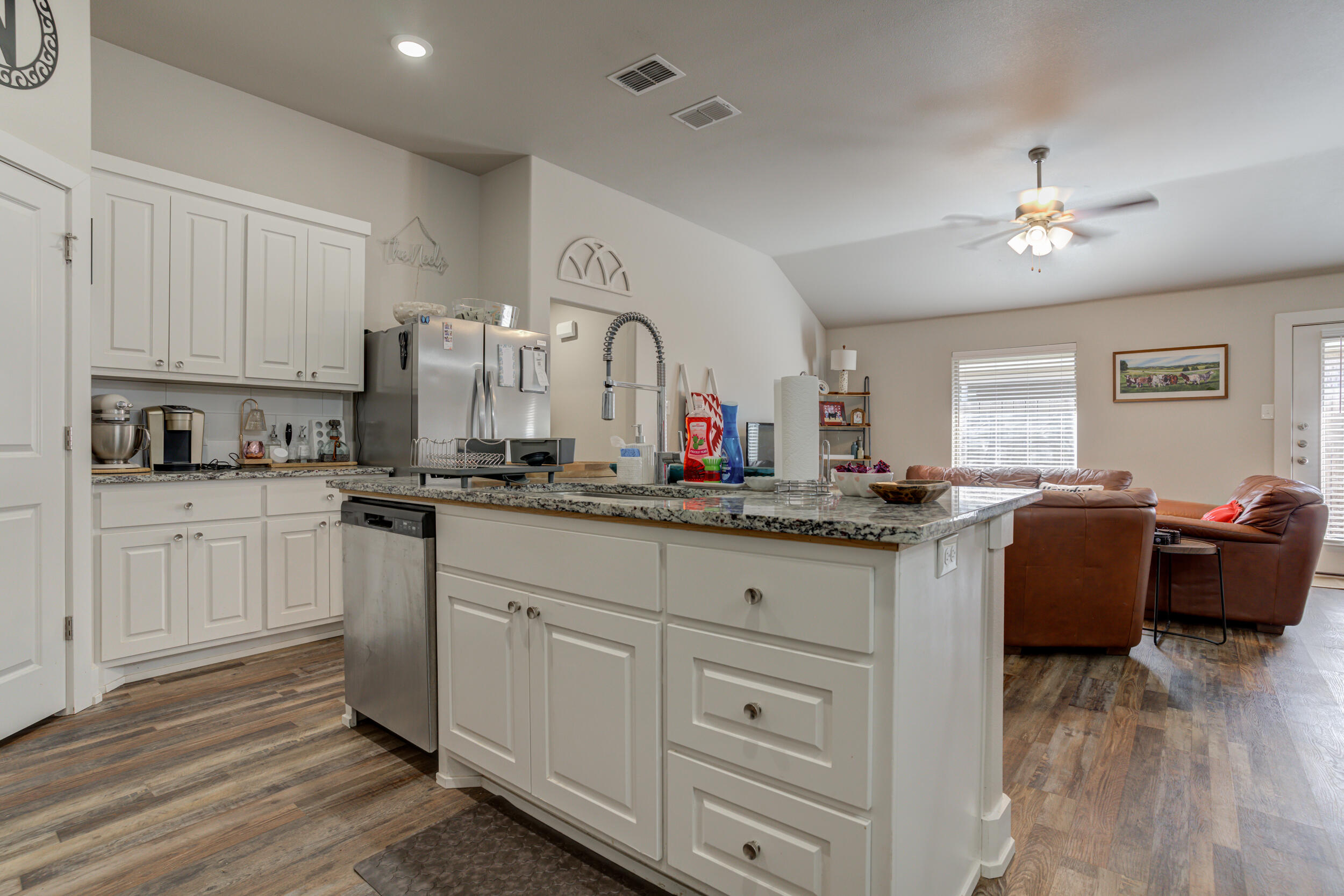 1404 17th Street, Unit AB Shallowater, TX 79363 - Photo 23 of 62 Side A