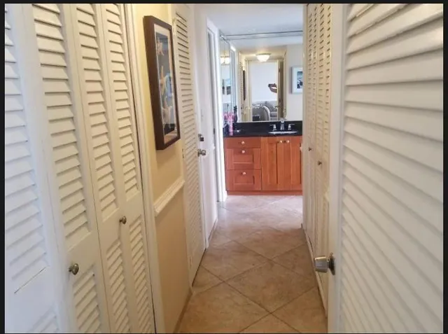 $2,000 | 305 North Pompano Beach Boulevard, Unit 706, Pompano Beach, FL 33062