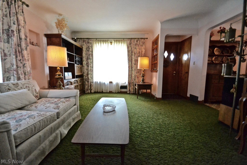 8011 Spring Garden Road Cleveland, OH 44129 - Photo 8 of 26