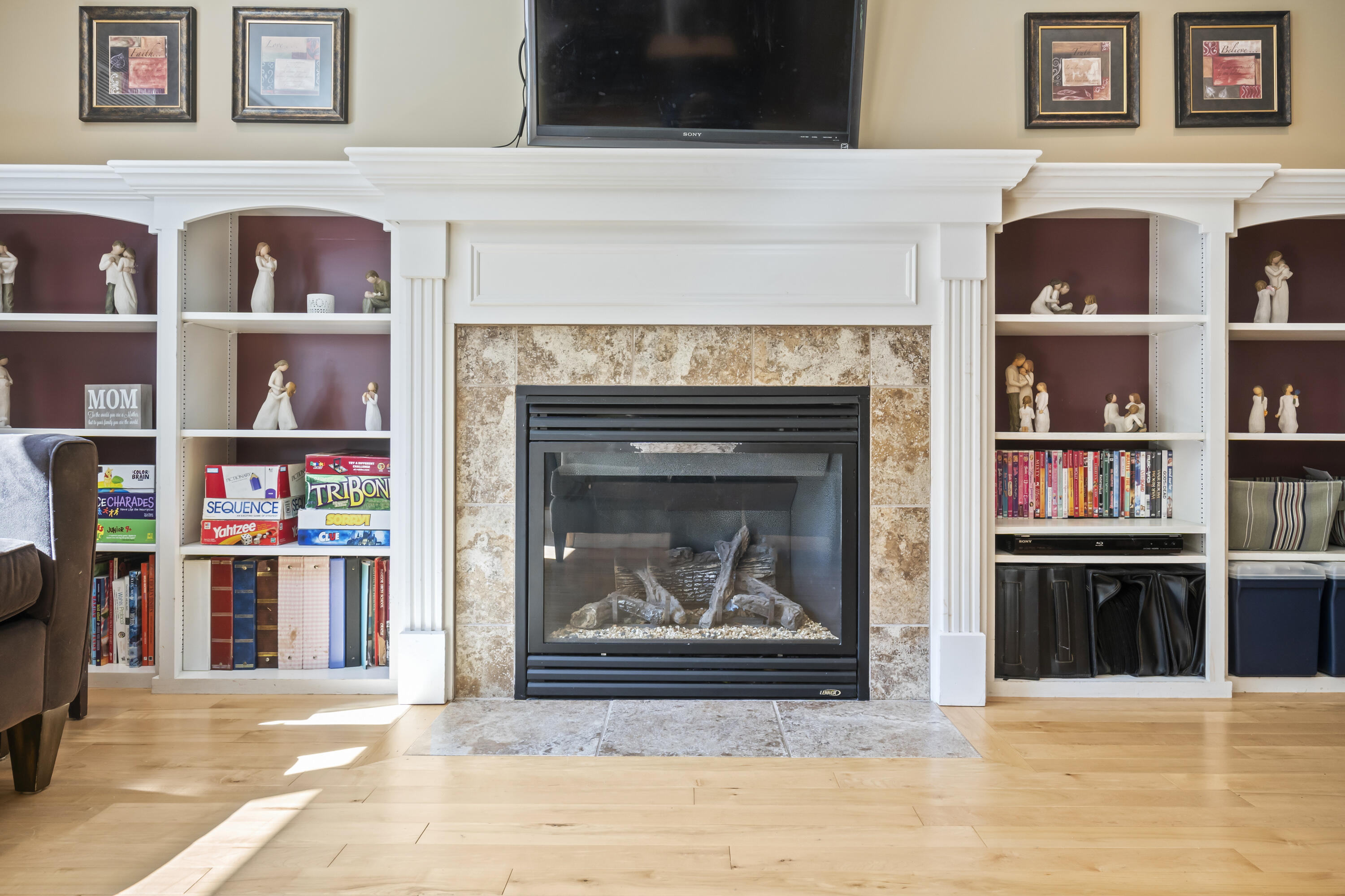 45 Pine Hill Road Cape Neddick, ME 03902 - Photo 6 of 38 Gas Fireplace