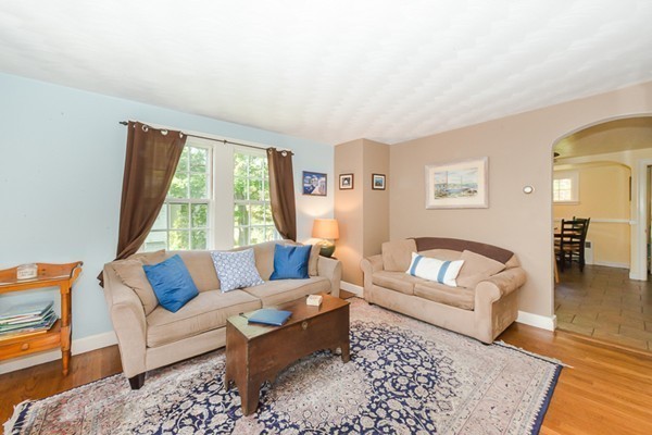 40 Reed Street Arlington, MA 02474 - Photo 5 of 30 Gallery Image 5