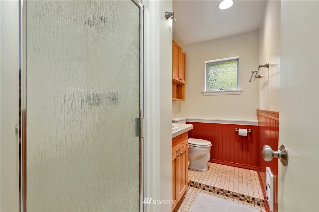 717 224th Street Southwest Bothell, WA 98021 - Photo 29 of 40 a bathroom with a toilet and a shower