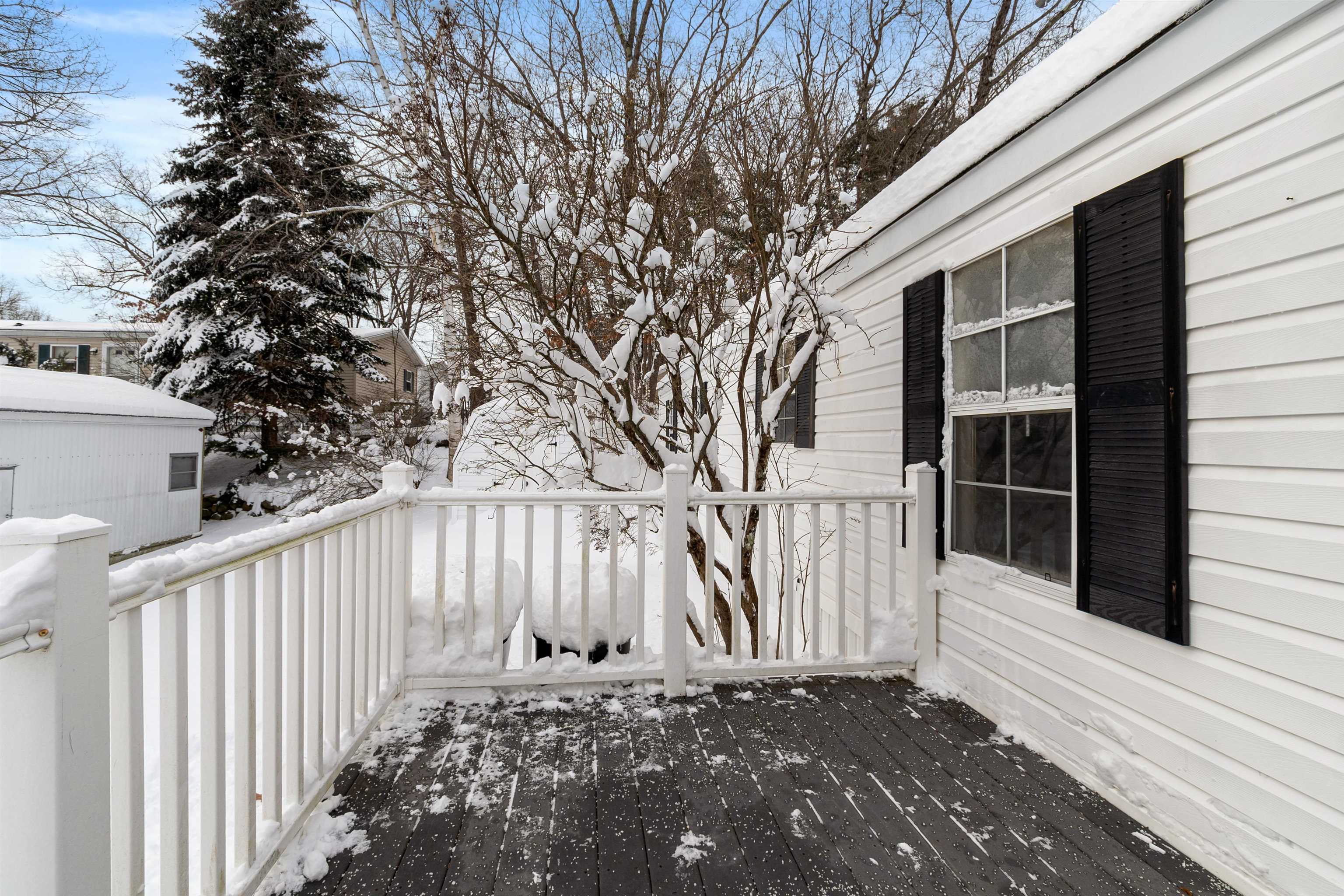 13 Parklane Road Hampstead, NH 03841 - Photo 23 of 29 Gallery Image 23