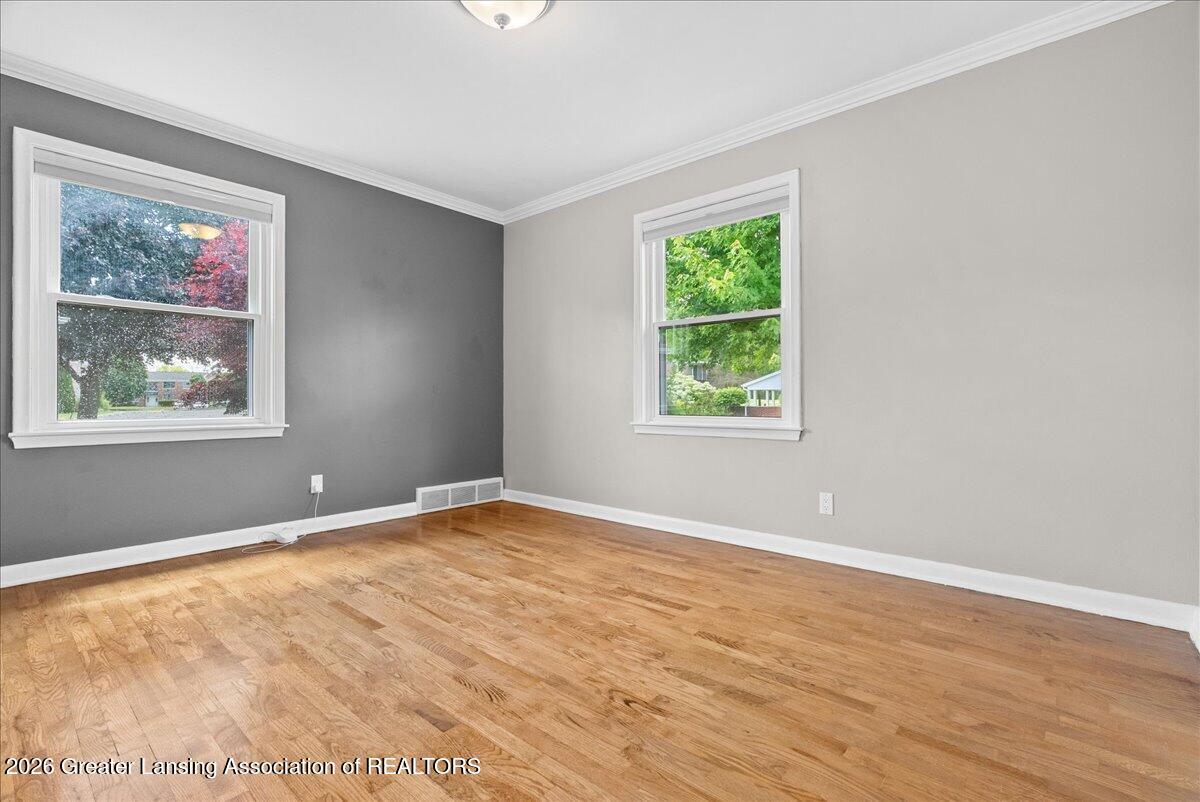 1727 Wellington Road Lansing, MI 48910 - Photo 21 of 46 10-Media Jett - 03