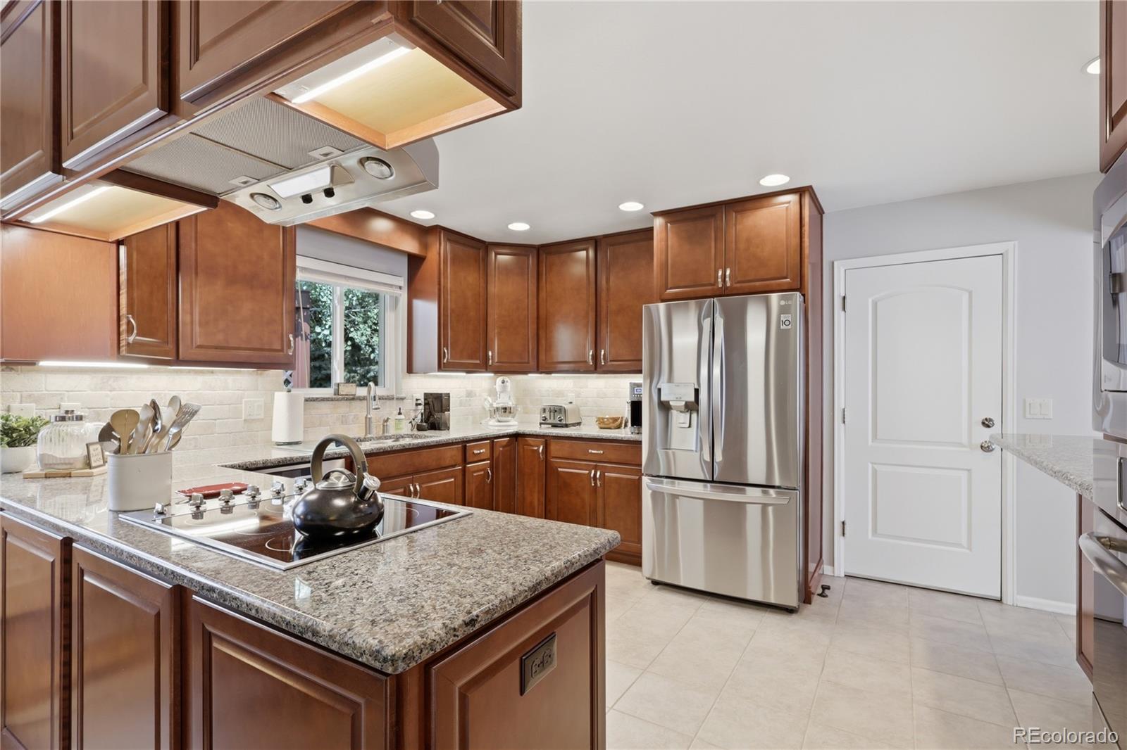 5255 Camargo Road Littleton, CO 80123 - Photo 2 of 42 Gallery Image 2