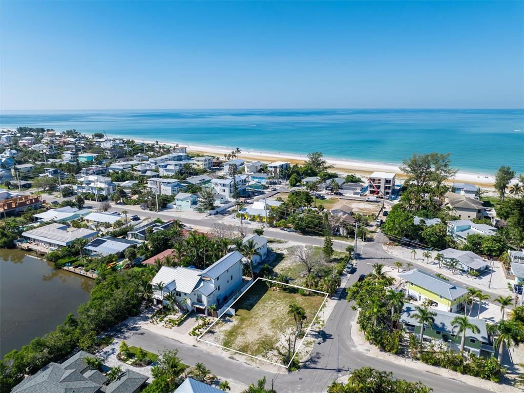 607 Jacaranda Road Anna Maria, FL 34216 - Photo 7 of 10 Gallery Image 7
