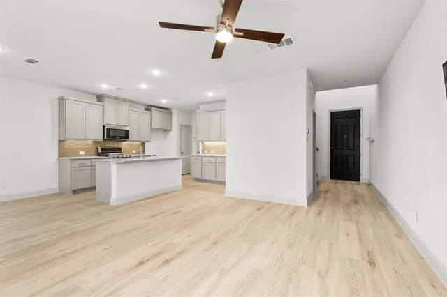 $2,550 | 988 Emil Place, Allen, TX 75013