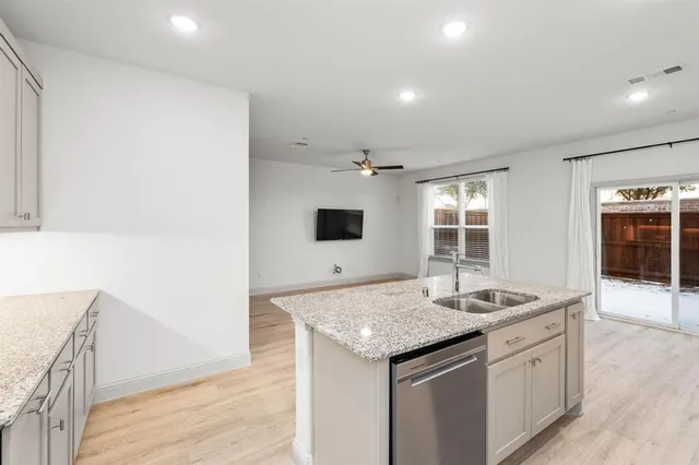 $2,550 | 988 Emil Place, Allen, TX 75013