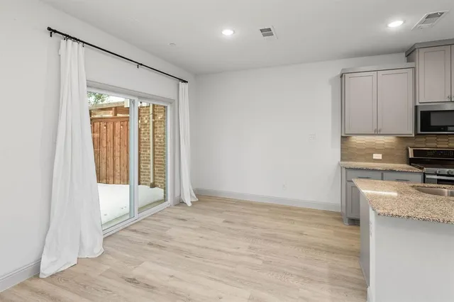 $2,550 | 988 Emil Place, Allen, TX 75013