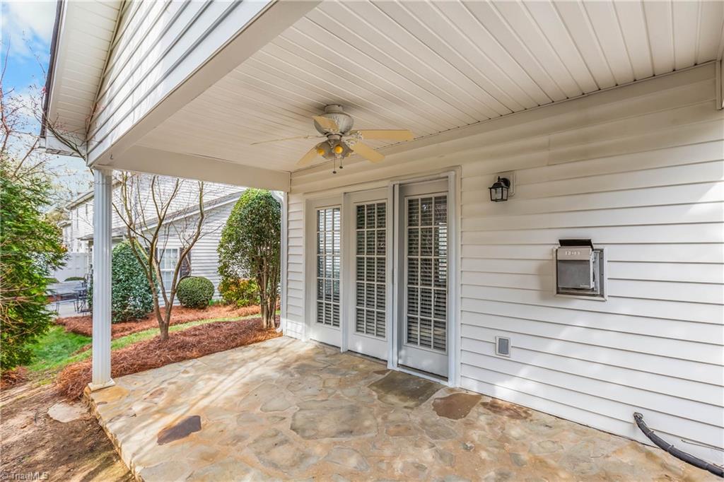 7508 Riverside Court Clemmons, NC 27012 - Photo 25 of 27 Back Patio