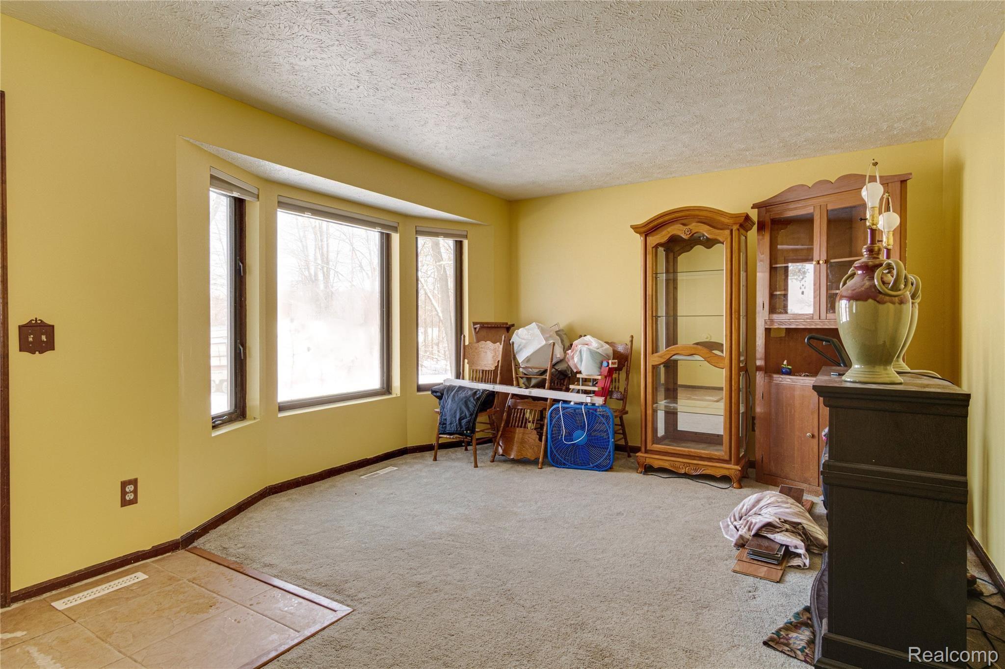 5166 Iosco Road Webberville, MI 48892 - Photo 5 of 33 Interiors (1 of 27).jpg