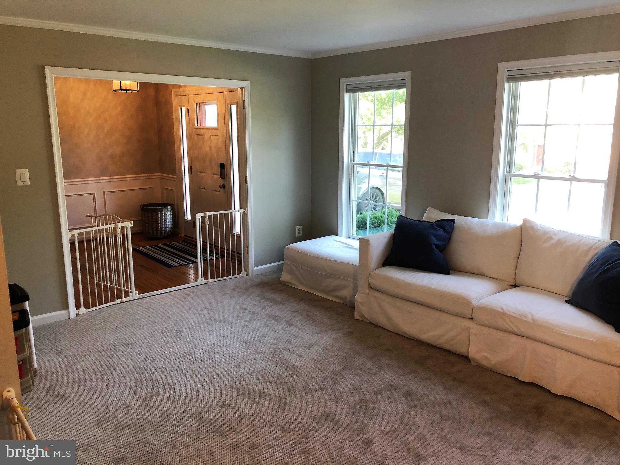 8256 Rippling Branch Road Laurel, MD 20723 - Photo 5 of 36 Living Room w/newer carpet