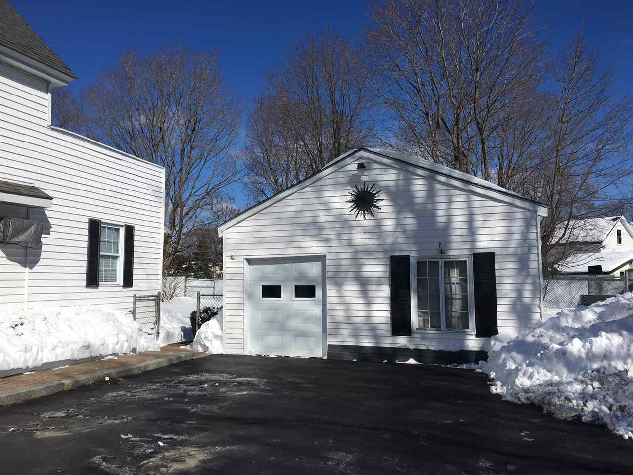 21 Walnut Street Rochester, NH 03867 - Photo 5 of 25
