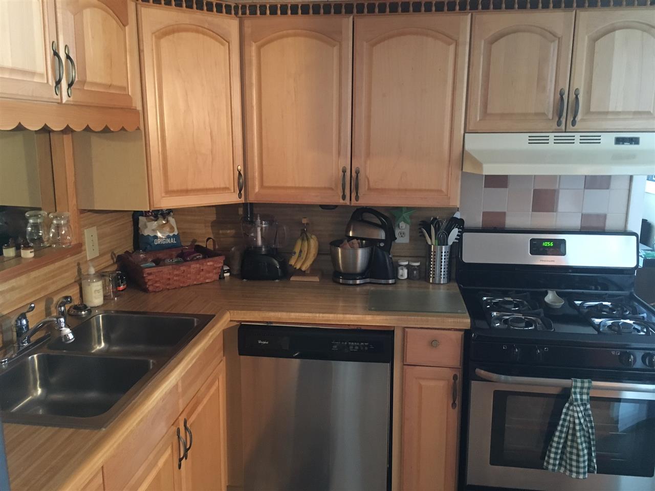 21 Walnut Street Rochester, NH 03867 - Photo 8 of 25