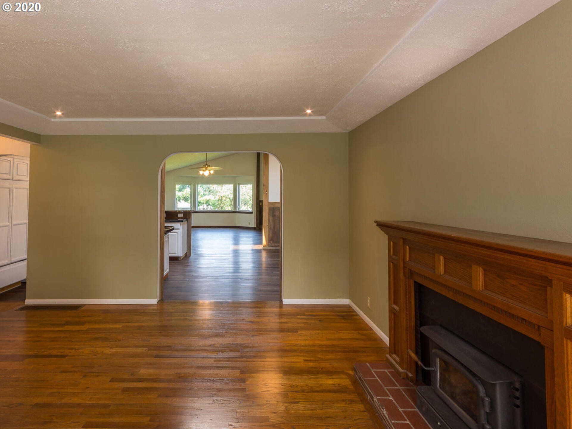 325 Main Street Fairview, OR 97024 - Photo 5 of 31