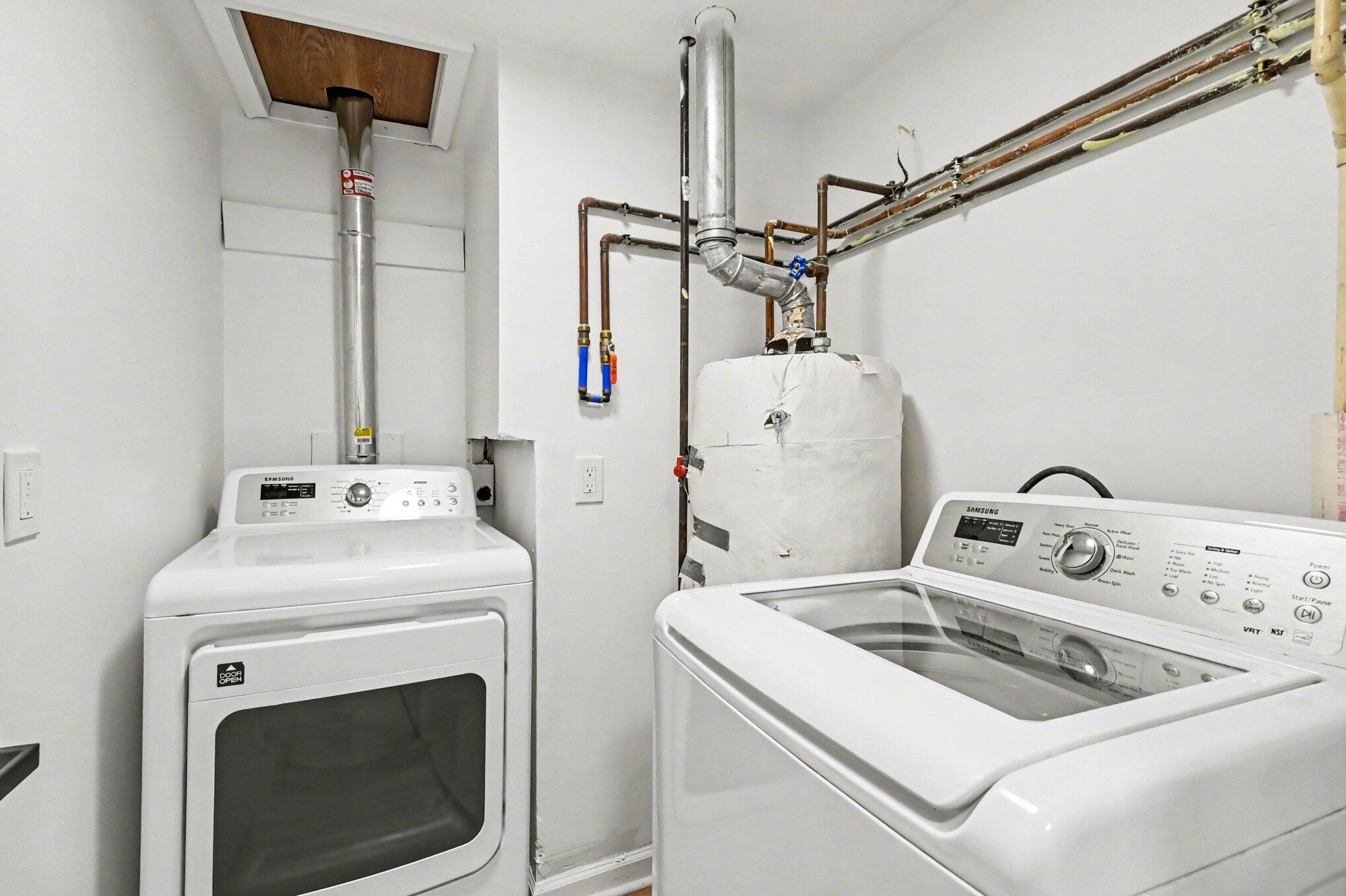 8846 State Road Haslett, MI 48840 - Photo 13 of 14 016_file_1677