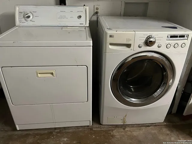 $1,600 | 150 Meadow Glen Drive, San Antonio, TX 78227