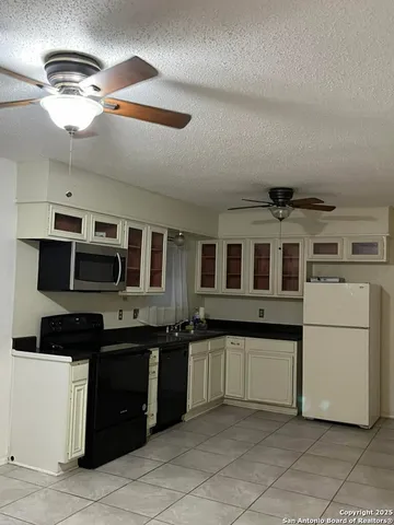 $1,600 | 150 Meadow Glen Drive, San Antonio, TX 78227