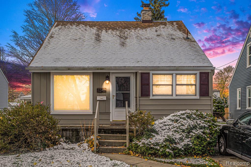 1341 Oakley Road Clawson, MI 48017 - Photo 3 of 12 Gallery Image 3