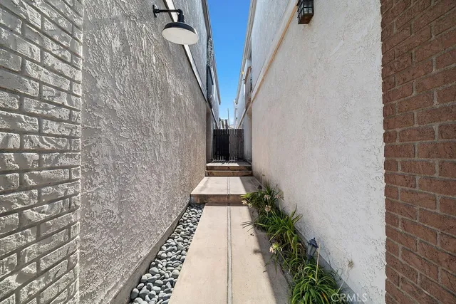 $6,995 | 1141 Stanford Avenue, Redondo Beach, CA 90278