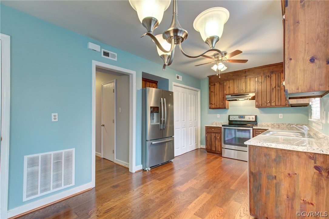 12313 Logan Trace Road Midlothian, VA 23114 - Photo 11 of 25 Gallery Image 11