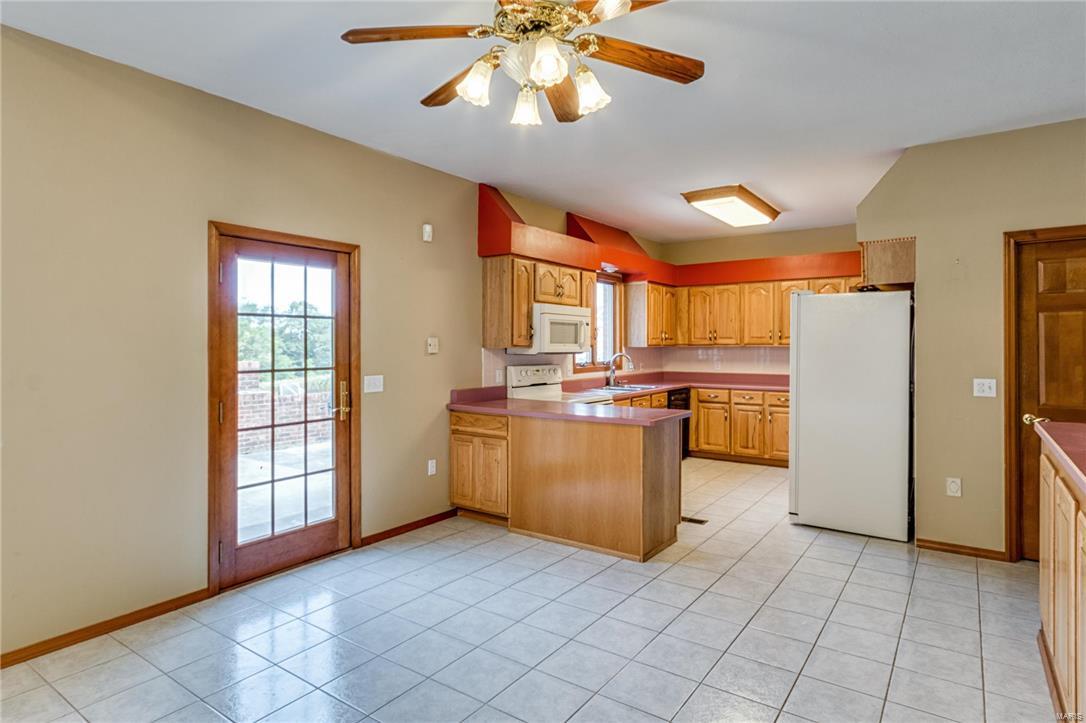 1055 Bluffside Road Columbia, IL 62236 - Photo 14 of 49 Gallery Image 14