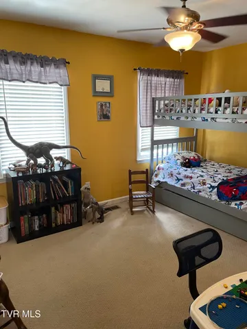 $179,999 | 2008 Timbers Edge Court, Unit 8, Kingsport, TN 37660