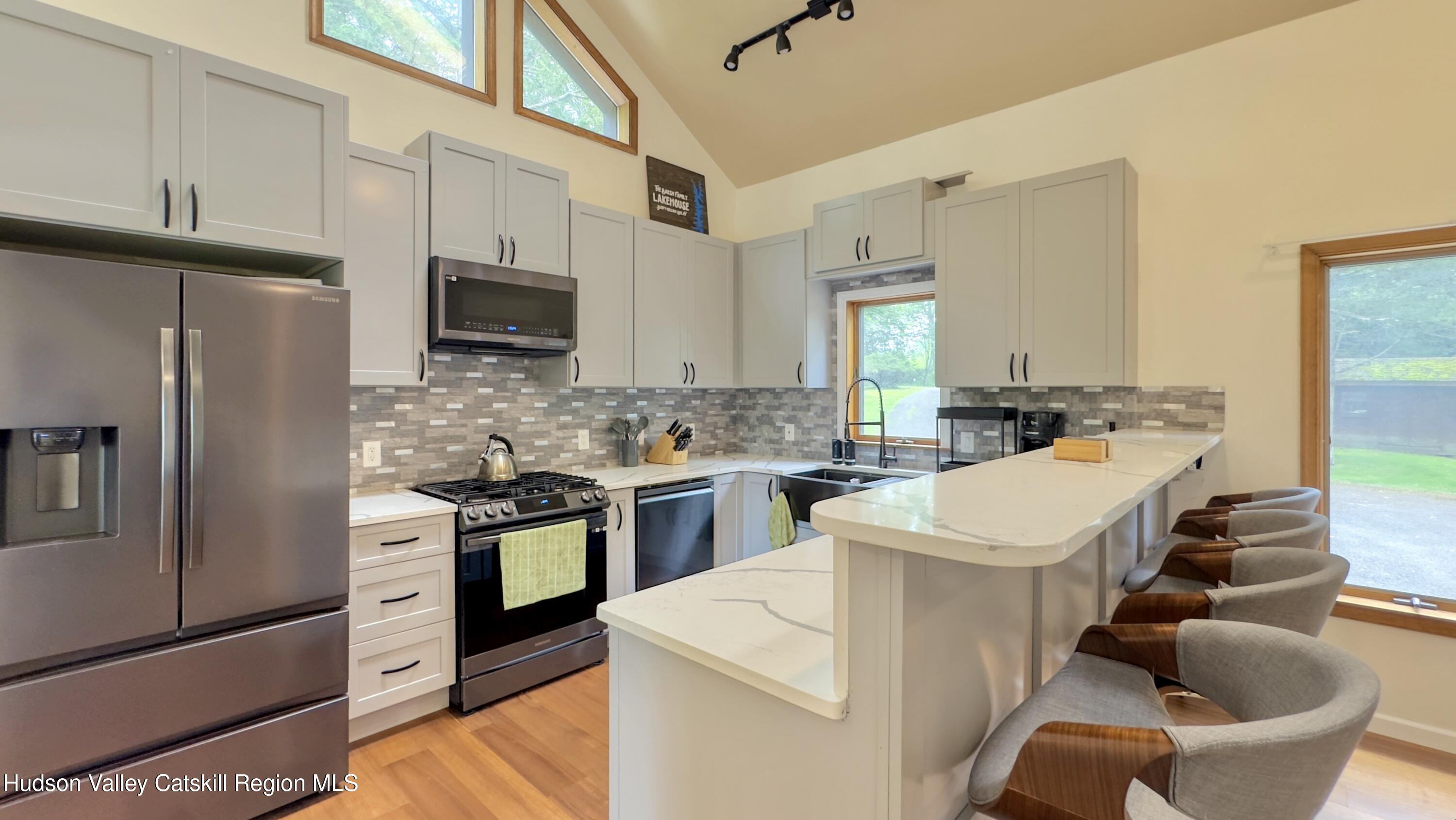 3223 Sleepy Hollow Road Athens, NY 12015 - Photo 5 of 55 13