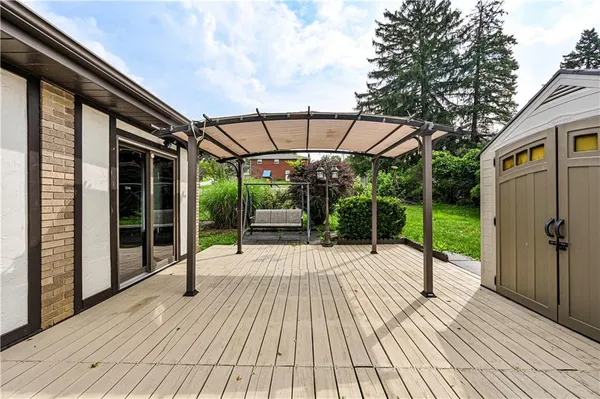 $290,000 | 4045 Blue Willow Street, Irwin, PA 15642