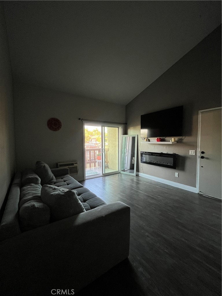 1051 Rock Springs Road Escondido, CA 92026 - Photo 15 of 28