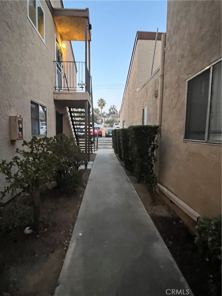 1051 Rock Springs Road Escondido, CA 92026 - Photo 18 of 28